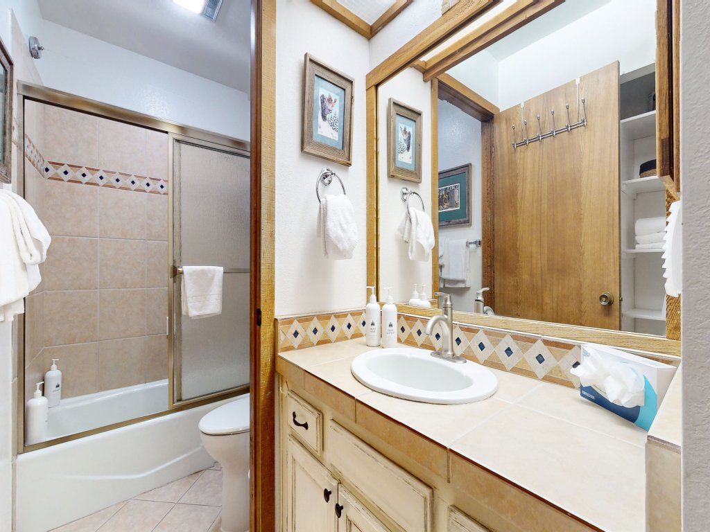 Snowcreek I 39 Pet-Friendly, Private Washer Dryer, Mountain Views Vacation Rental in Mammoth Lakes - RedAwning