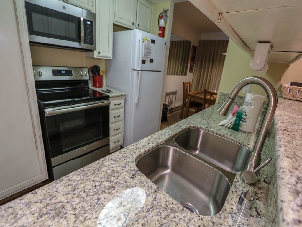 Snowcreek I 39 Pet-Friendly, Private Washer Dryer, Mountain Views Vacation Rental in Mammoth Lakes - RedAwning