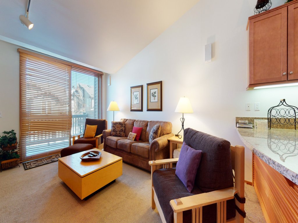 Snowcreek V 1005 Two Private Balconies With Mountain Views, Washer Dryer, Private Garage Vacation Rental in Mammoth Lakes - RedAwning