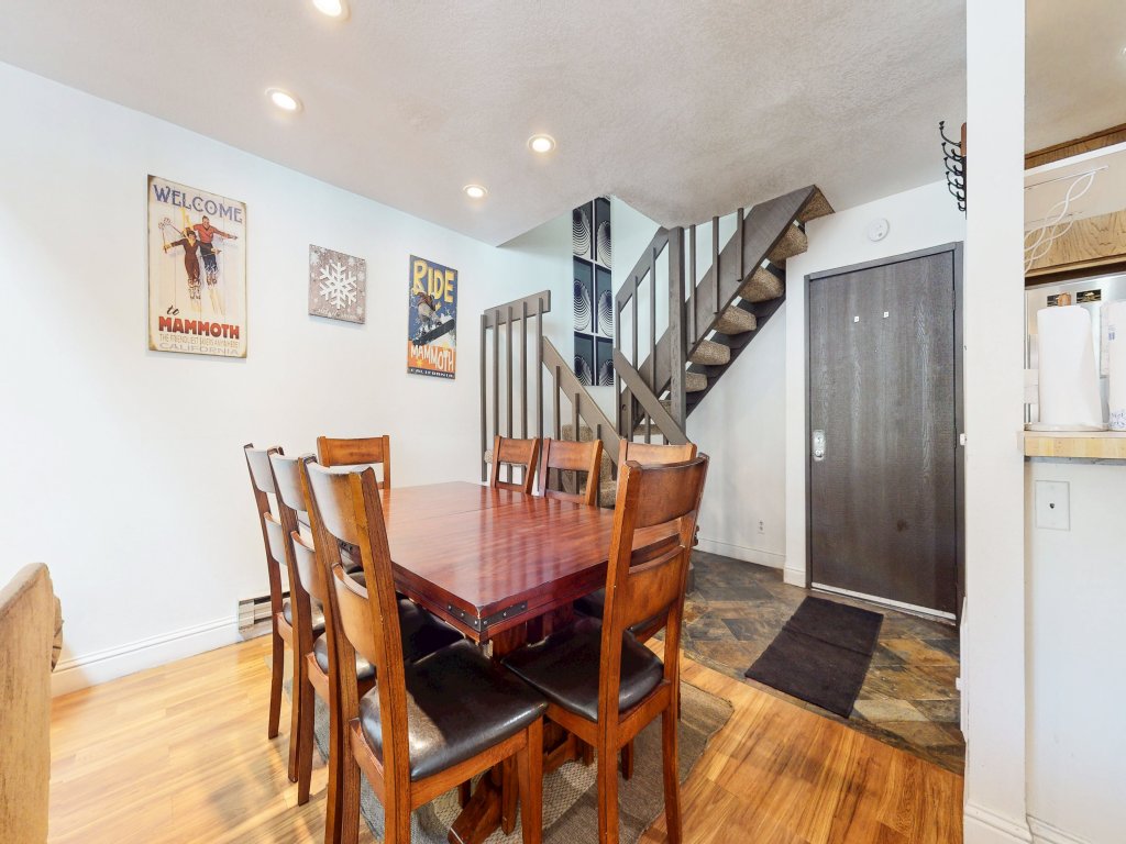 Summit 244 Walk to Eagle, Spacious, Great Complex Amenities Vacation Rental in Mammoth Lakes - RedAwning