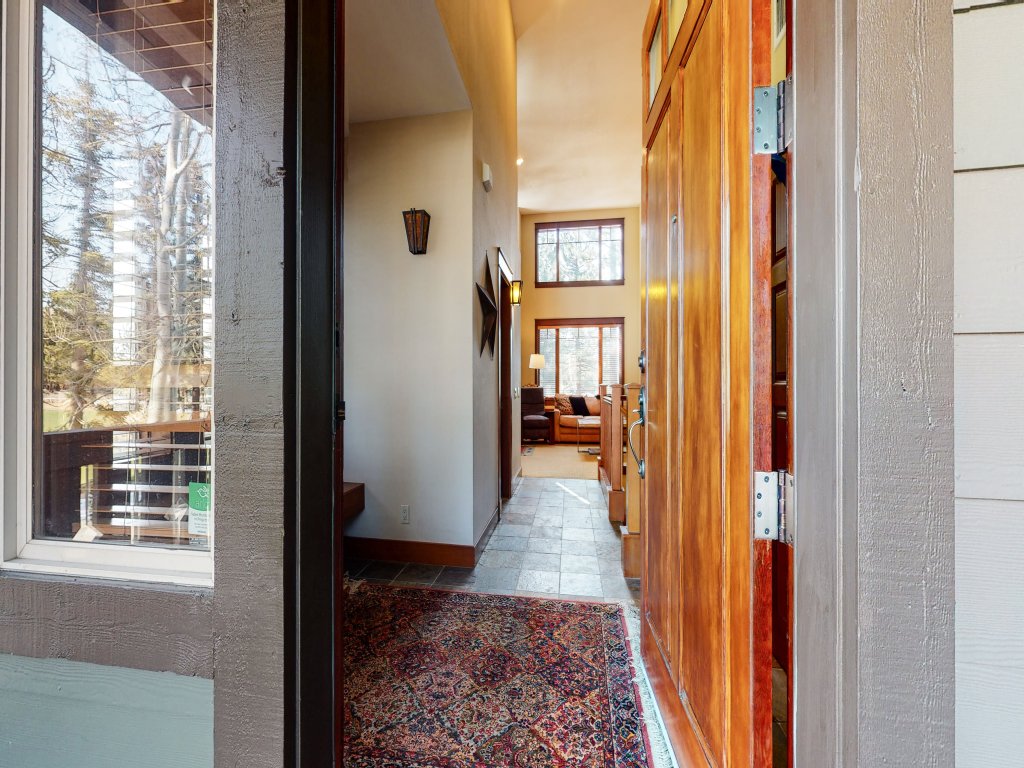 Timbers 1 Beautiful, Luxurious, Large Townhouse with Private Hot Tub Vacation Rental in Mammoth Lakes - RedAwning