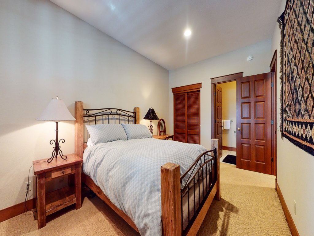 Timbers 1 Beautiful, Luxurious, Large Townhouse with Private Hot Tub Vacation Rental in Mammoth Lakes - RedAwning