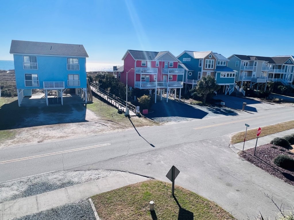 Wolfpack Waves / 1106 Ocean Blvd West Vacation Rental in Holden Beach - RedAwning