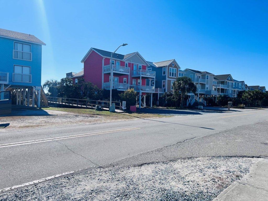 Wolfpack Waves / 1106 Ocean Blvd West Vacation Rental in Holden Beach - RedAwning