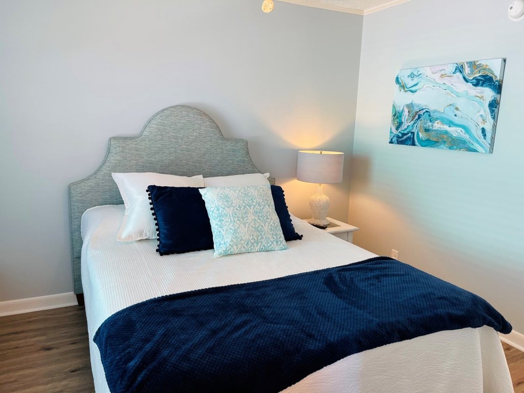 3/4 Time / 569 Ocean Blvd West Vacation Rental in Holden Beach - RedAwning