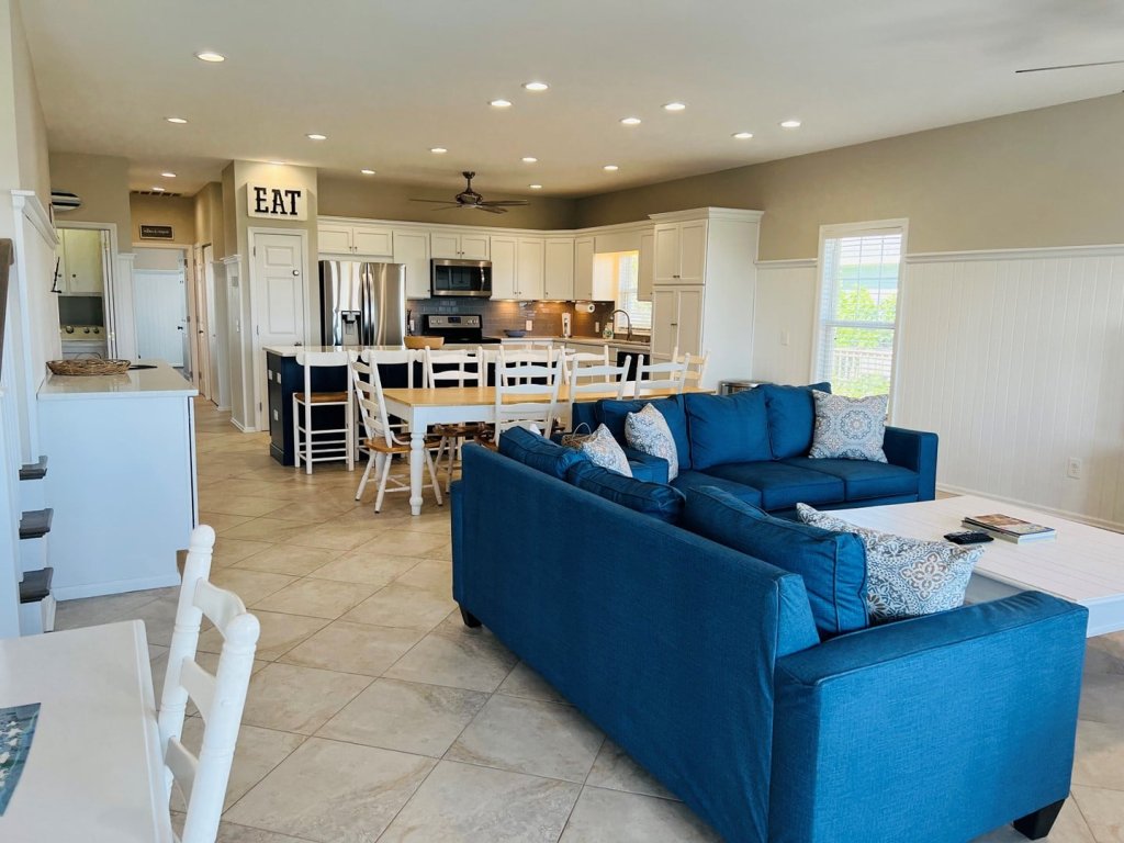 FINS to the Left / 1295 Ocean Blvd West Vacation Rental in Holden Beach - RedAwning