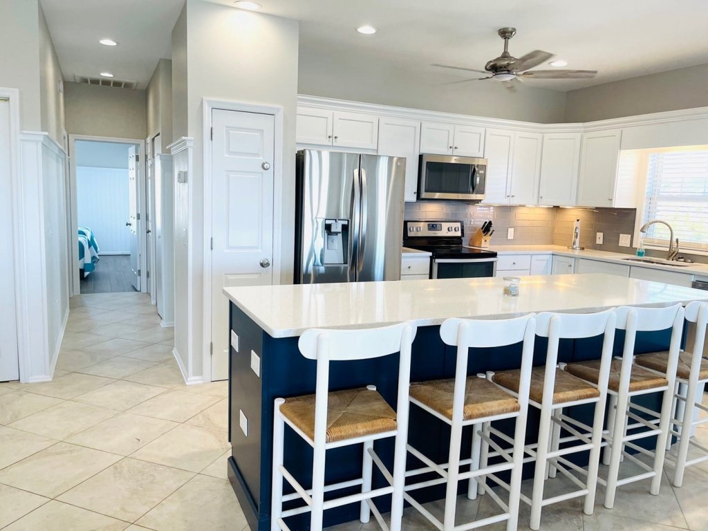 FINS to the Left / 1295 Ocean Blvd West Vacation Rental in Holden Beach - RedAwning