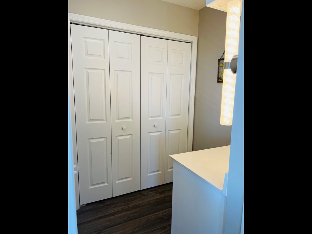 FINS to the Left / 1295 Ocean Blvd West Vacation Rental in Holden Beach - RedAwning