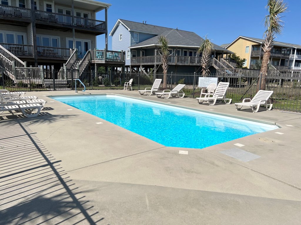 FINS to the Right / 1295 Ocean Blvd West Vacation Rental in Holden Beach - RedAwning
