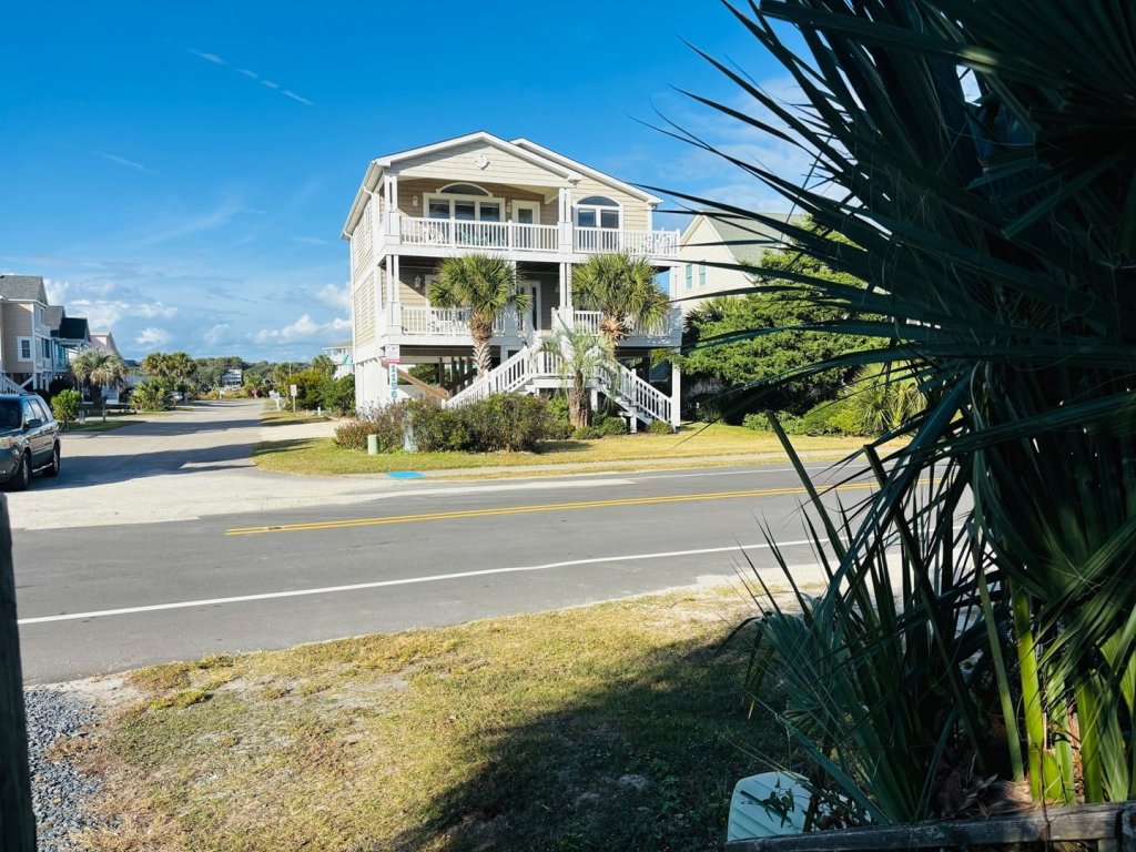 Beach Ya There / 1156 Ocean Blvd West Vacation Rental in Holden Beach - RedAwning