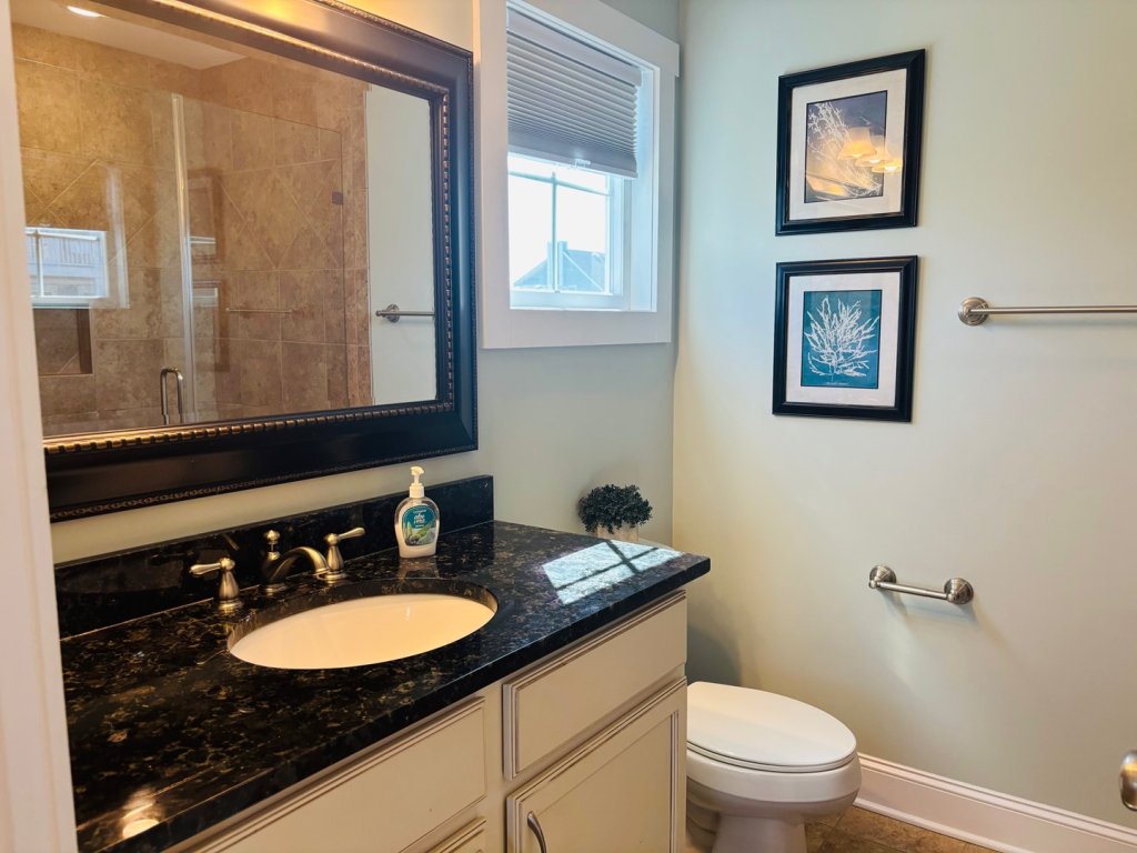 Blue Sunset / 108 Seagull Dr Vacation Rental in Holden Beach - RedAwning