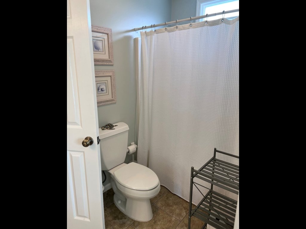 Carpe Diem / 714 Ocean Blvd West Vacation Rental in Holden Beach - RedAwning