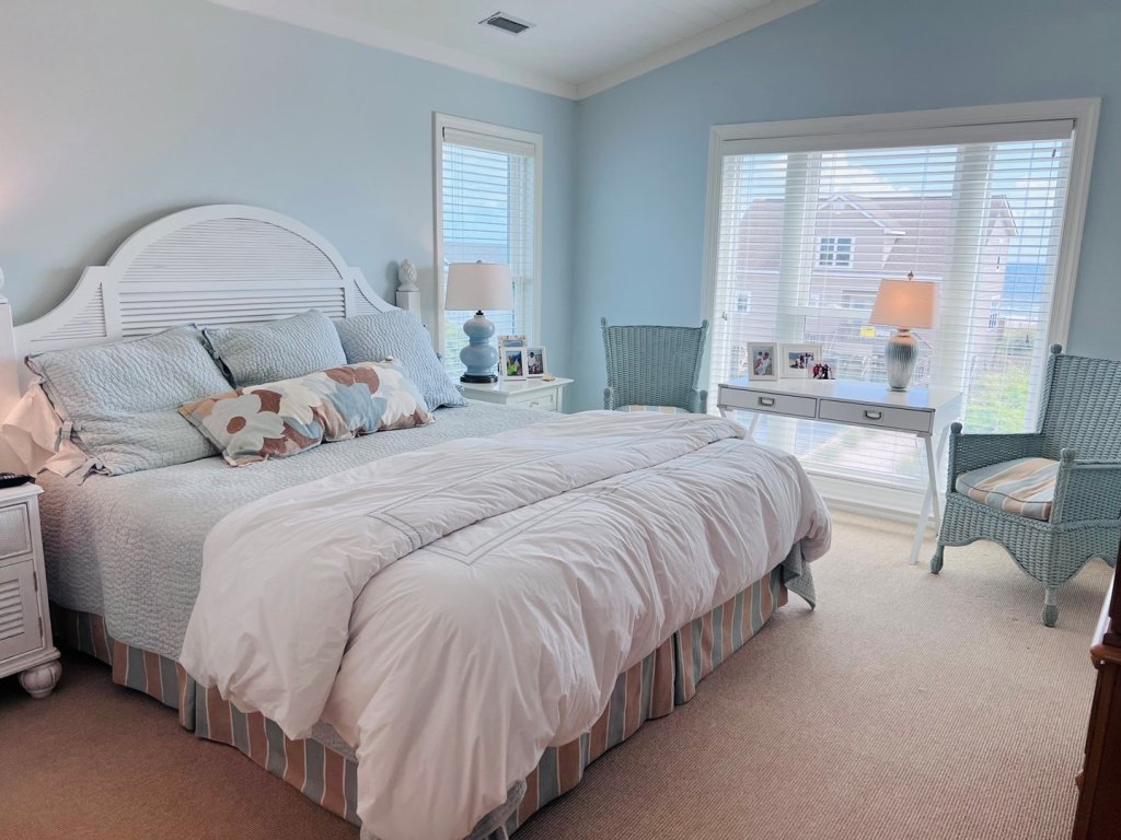 Carpe Diem / 714 Ocean Blvd West Vacation Rental in Holden Beach - RedAwning