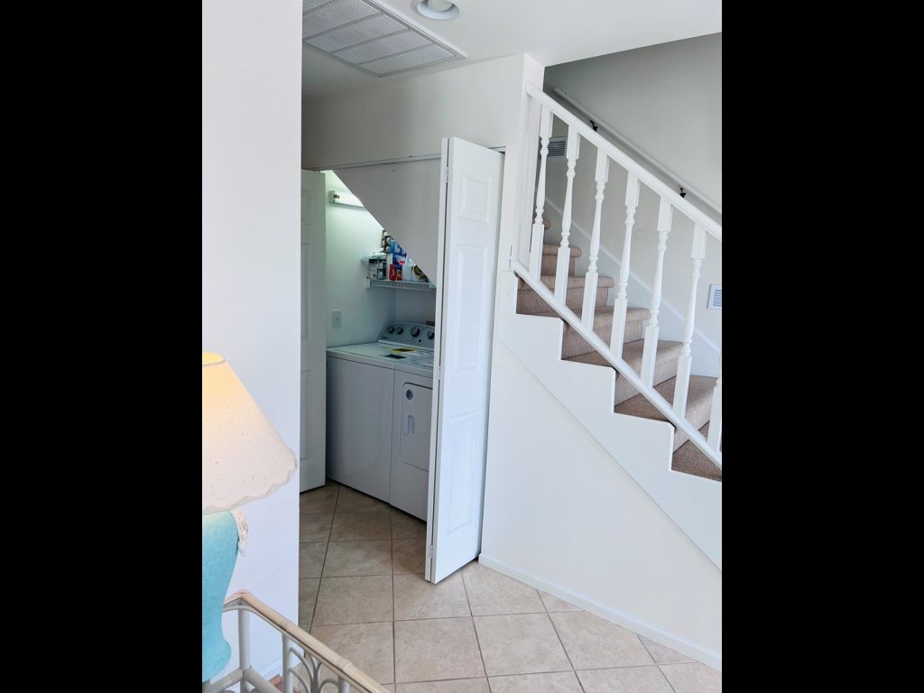 Carpe Diem / 714 Ocean Blvd West Vacation Rental in Holden Beach - RedAwning
