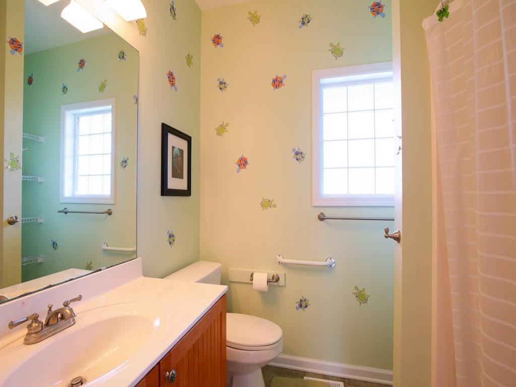 Casa de la Playa / 110 Marshwalk Vacation Rental in Holden Beach - RedAwning