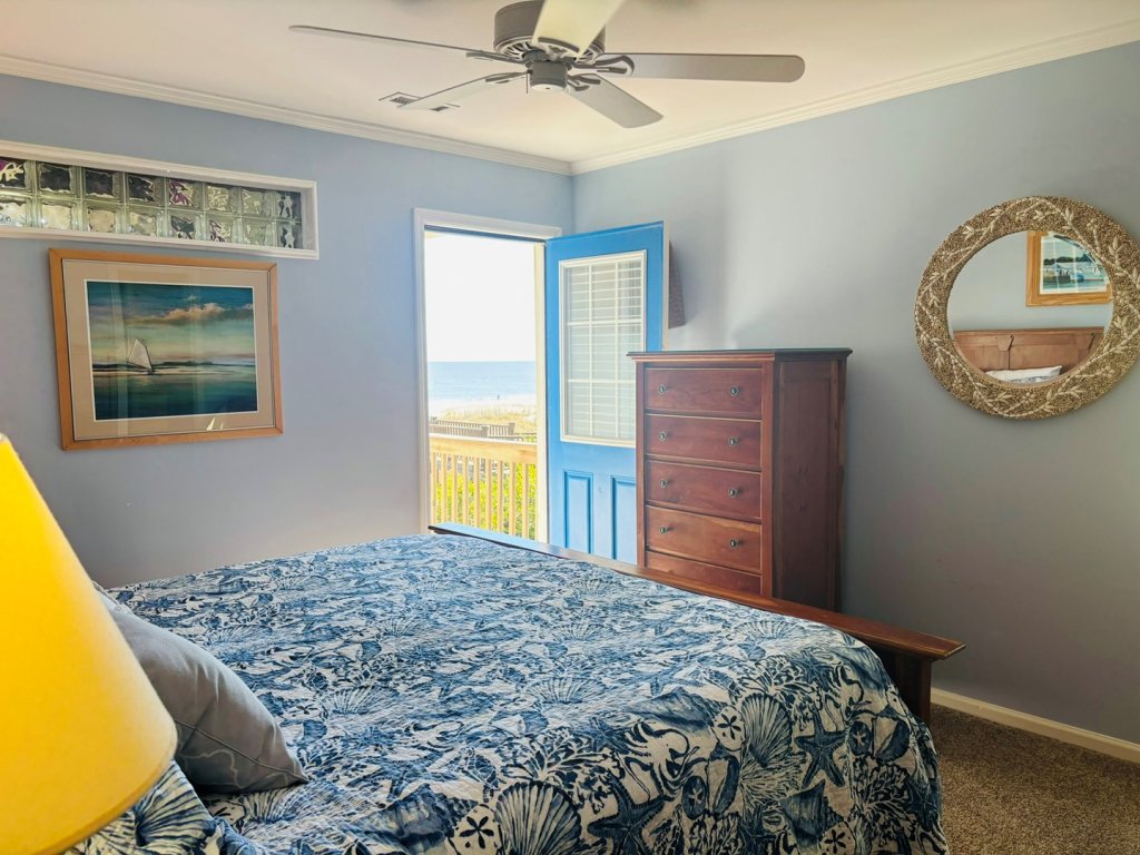 Clamelot / 221 Ocean Blvd West Vacation Rental in Holden Beach - RedAwning