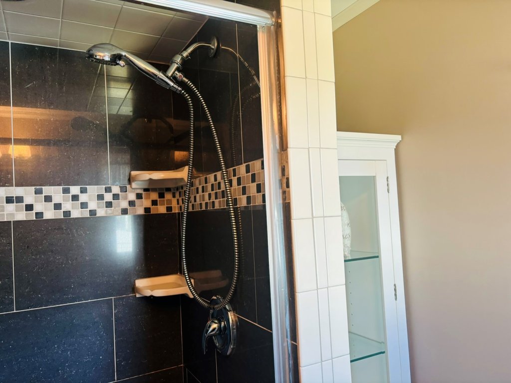 Clamelot / 221 Ocean Blvd West Vacation Rental in Holden Beach - RedAwning