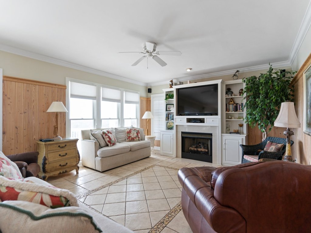 Cypress Hall / 340 Serenity Lane Vacation Rental in Holden Beach - RedAwning