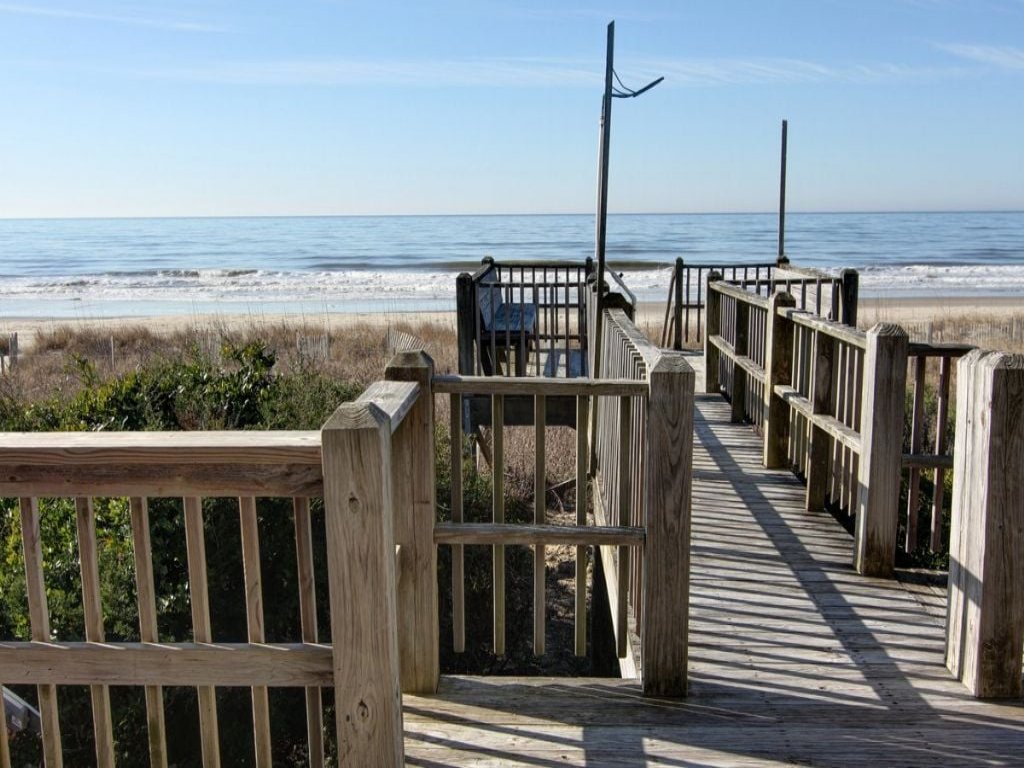 Eastside-Duplex / 837 Ocean Blvd West Vacation Rental in Holden Beach - RedAwning