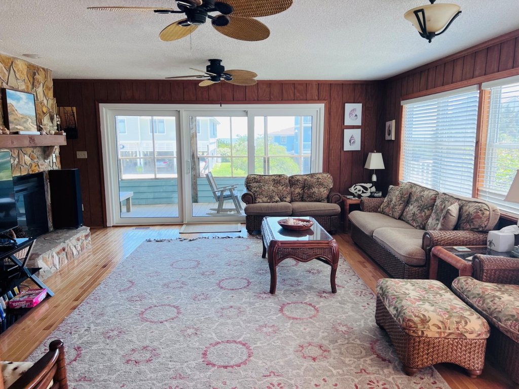 Fore Shore West - Duplex / 1260 Ocean Blvd W Vacation Rental in Holden Beach - RedAwning