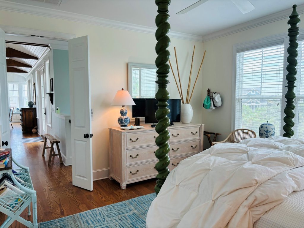 Gray Goose / 347 Serenity Lane Vacation Rental in Holden Beach - RedAwning