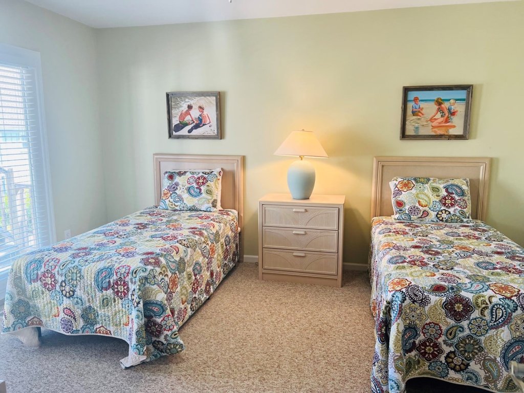 Le Tournesol / 1164 Ocean Blvd West Vacation Rental in Holden Beach - RedAwning