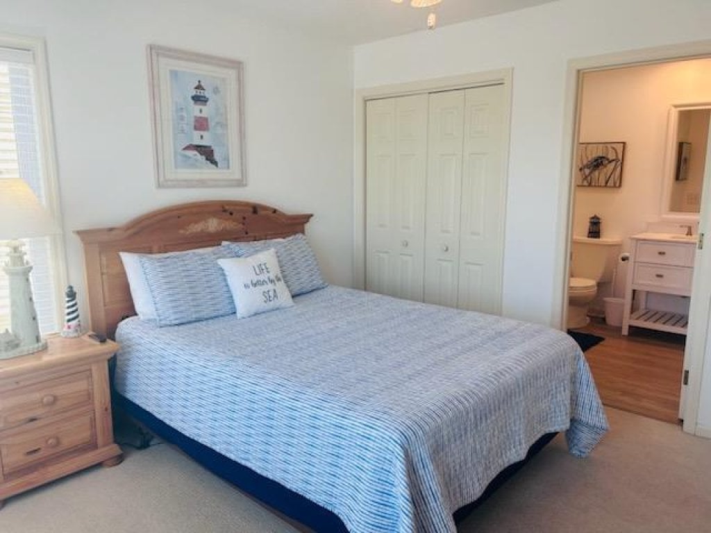 Libby's Lookout / 658 Ocean Blvd West Vacation Rental in Holden Beach - RedAwning
