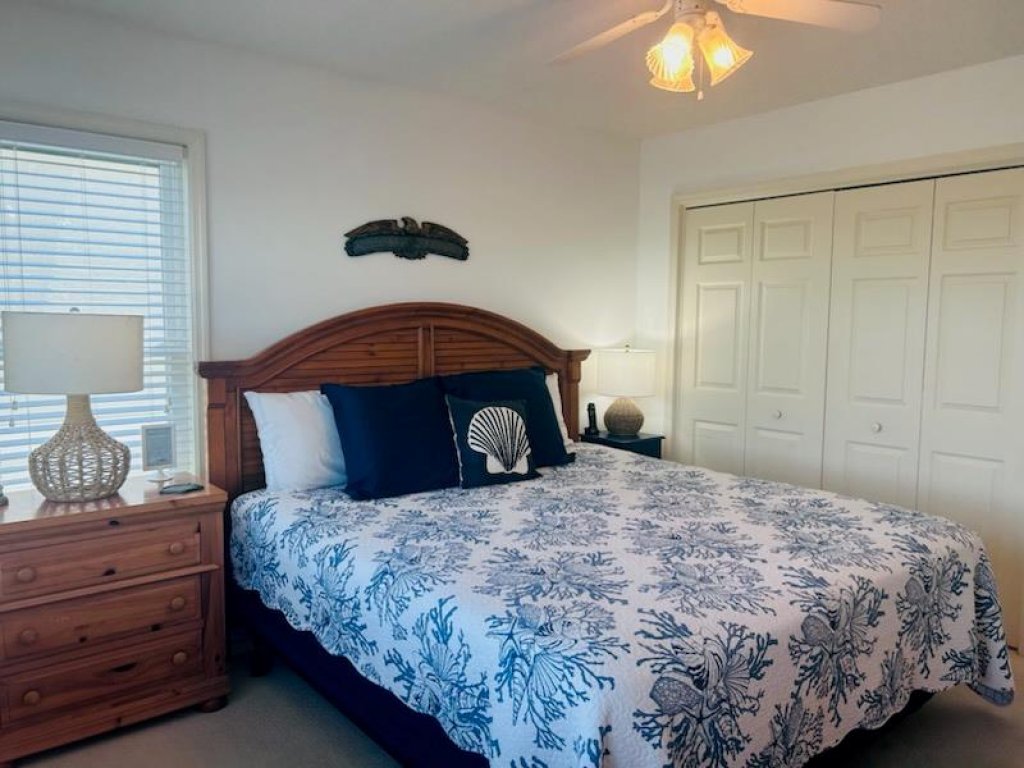 Libby's Lookout / 658 Ocean Blvd West Vacation Rental in Holden Beach - RedAwning