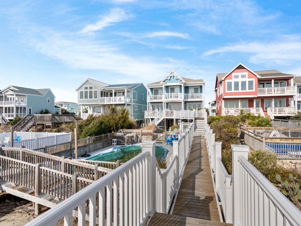 Majak Moments / 1123 Ocean Blvd West Vacation Rental in Holden Beach - RedAwning
