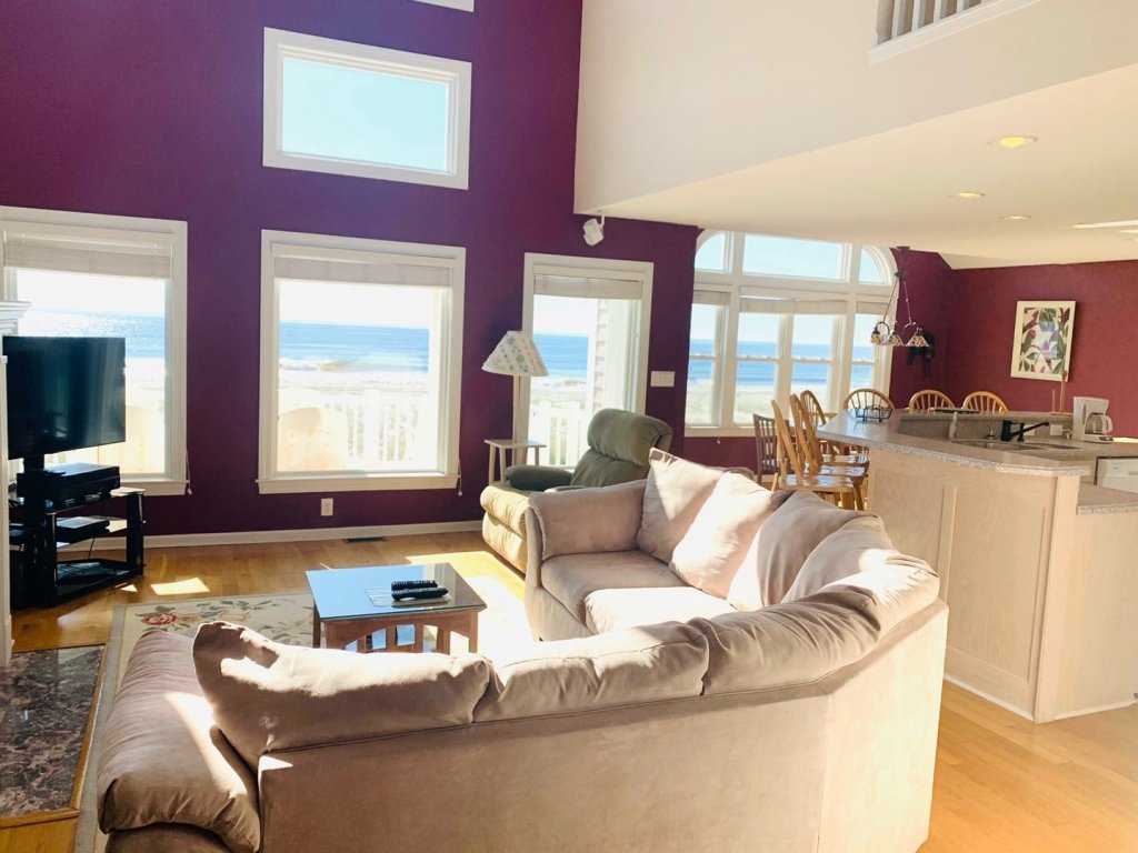 License to Chill / 685 Ocean Blvd West Vacation Rental in Holden Beach - RedAwning