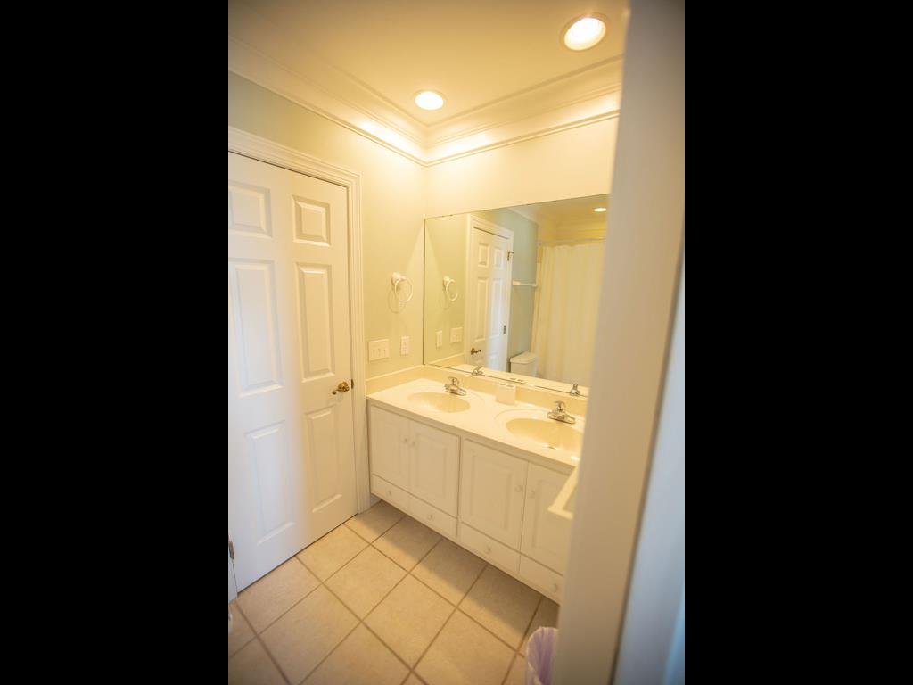 Paw-Paw's Place / 953 Ocean Blvd West Vacation Rental in Holden Beach - RedAwning