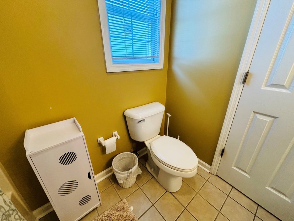Sea Biscuit / 841 Ocean Blvd W Vacation Rental in Holden Beach - RedAwning