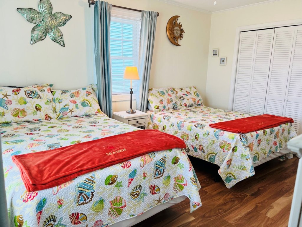 Seaside / 261 Ocean Blvd West Vacation Rental in Holden Beach - RedAwning