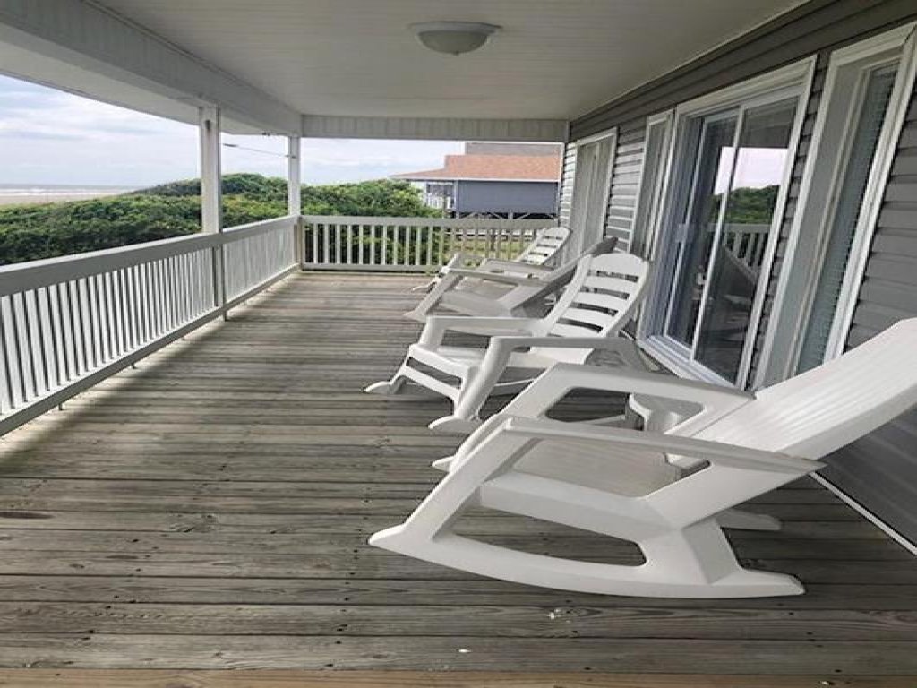 Seaside / 261 Ocean Blvd West Vacation Rental in Holden Beach - RedAwning