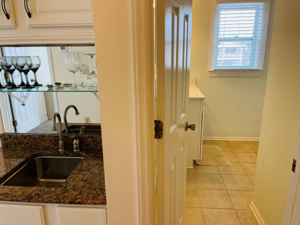 Serenitee - 138B Ocean Blvd East Vacation Rental in Holden Beach - RedAwning