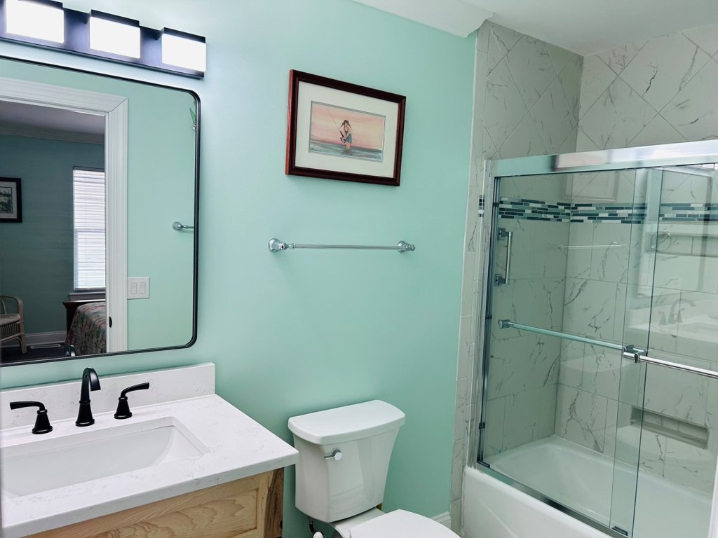 Serenity's Star / 1297 Ocean Blvd West Vacation Rental in Holden Beach - RedAwning