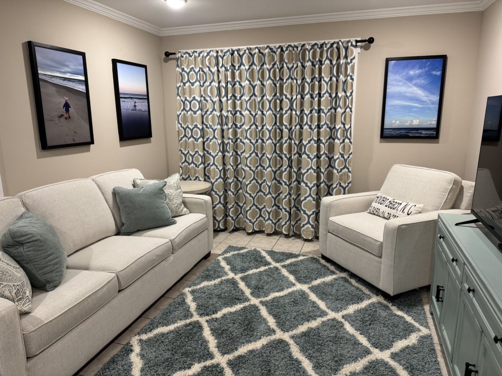 Seven Seas - 7C / 1068 Ocean Blvd West Vacation Rental in Holden Beach - RedAwning