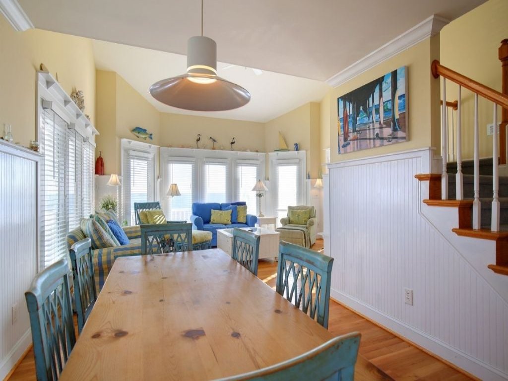 Sweet Dreams / 135 Ocean Blvd West Vacation Rental in Holden Beach - RedAwning