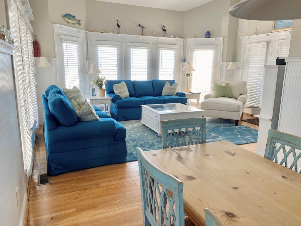 Sweet Dreams / 135 Ocean Blvd West Vacation Rental in Holden Beach - RedAwning