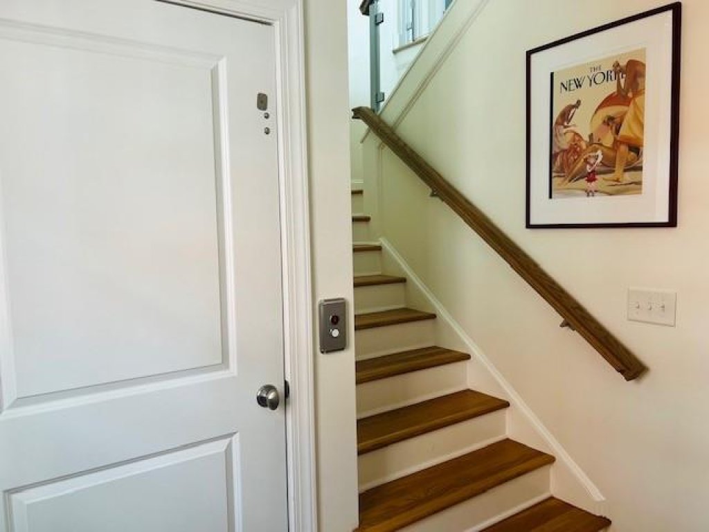 The Rainbow Connection / 165 Ocean Blvd East Vacation Rental in Holden Beach - RedAwning