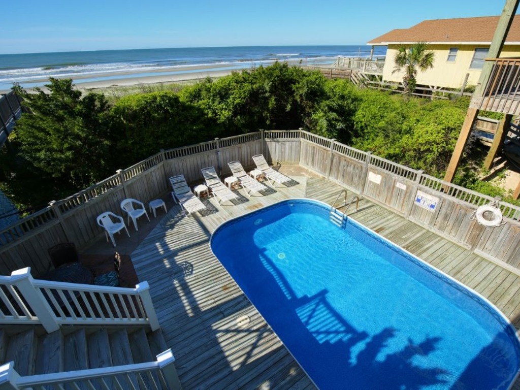 Fish N' Ships / 863 Ocean Blvd West Vacation Rental in Holden Beach - RedAwning