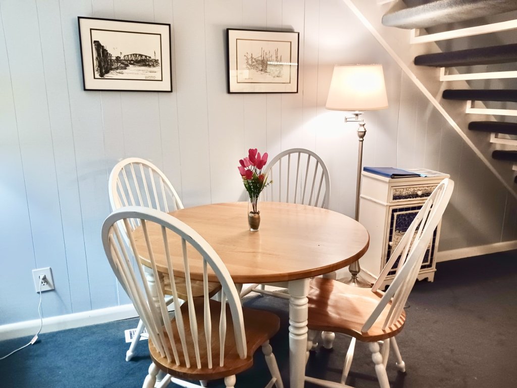Westside / 837 Ocean Blvd West Vacation Rental in Holden Beach - RedAwning