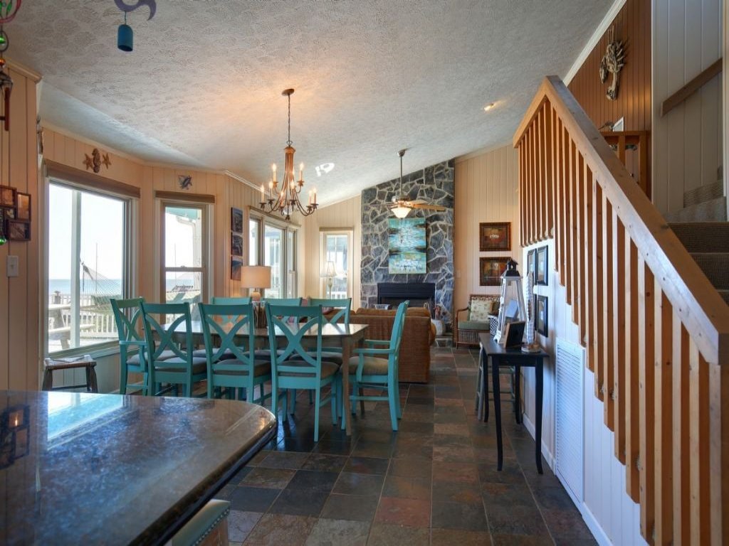 Windchimes / 339 Ocean Blvd West Vacation Rental in Holden Beach - RedAwning