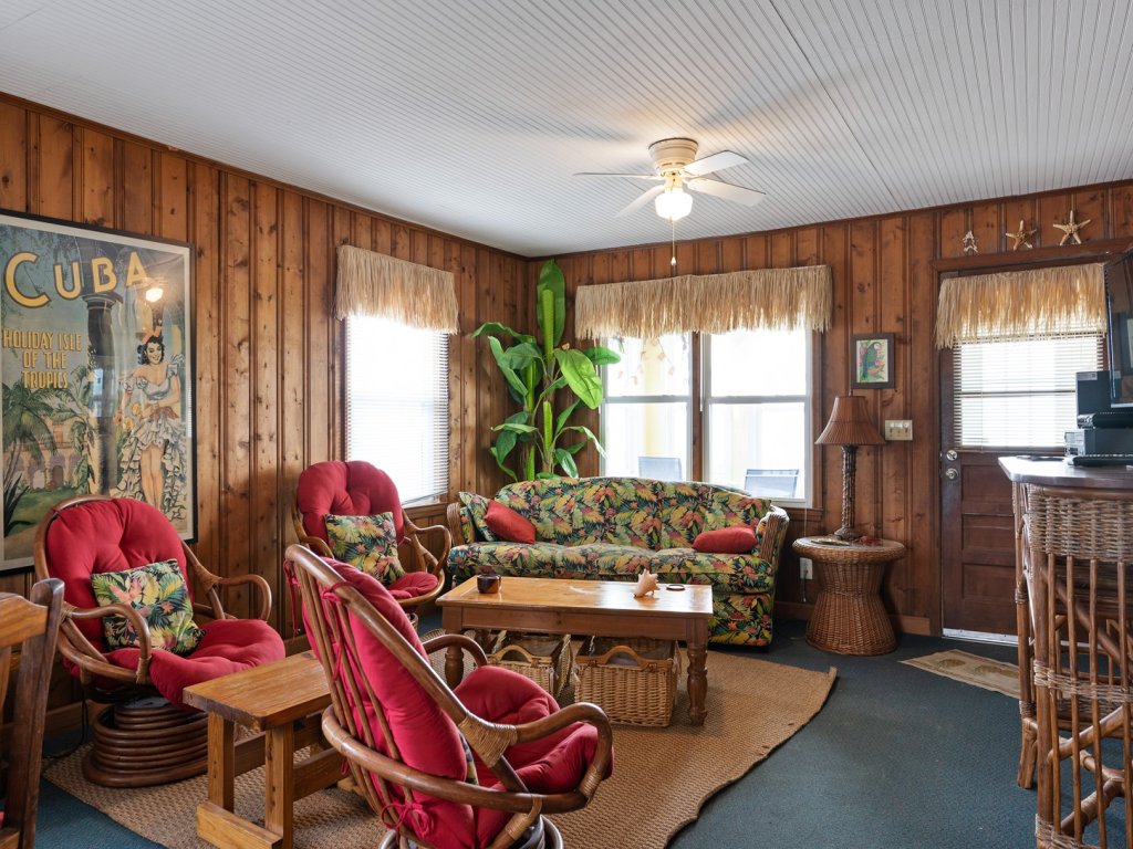 Yellow Bird / 505 Ocean Blvd West Vacation Rental in Holden Beach - RedAwning