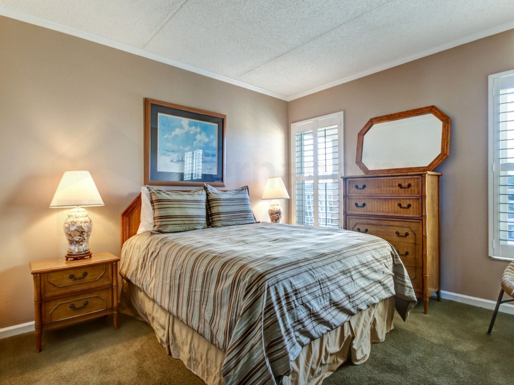 Oceanfront Condo, Private Walkway to the Beach Vacation Rental in Fernandina Beach - RedAwning