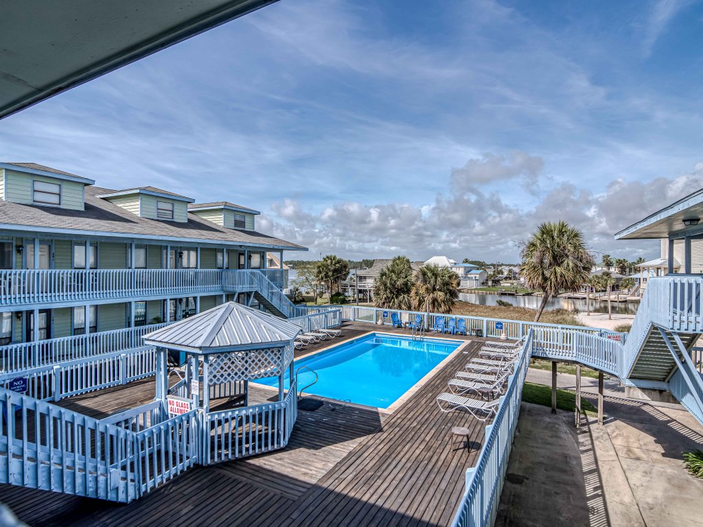 The Cove 217A Vacation Rental in Gulf Shores - RedAwning