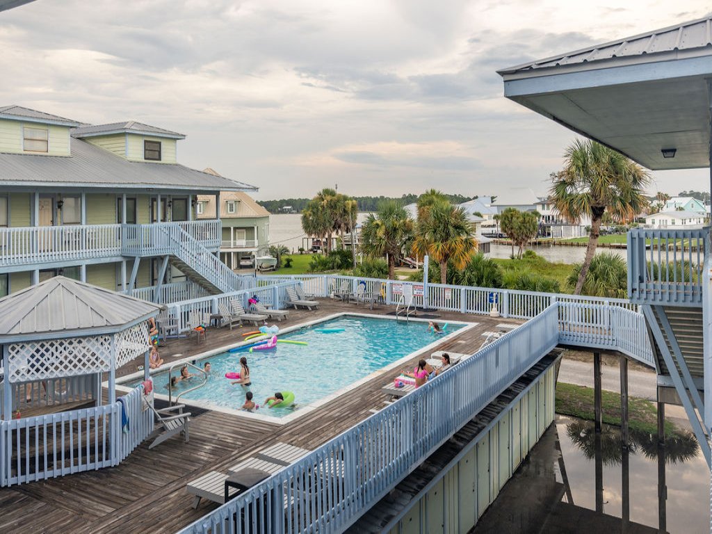 The Cove 217A Vacation Rental in Gulf Shores - RedAwning