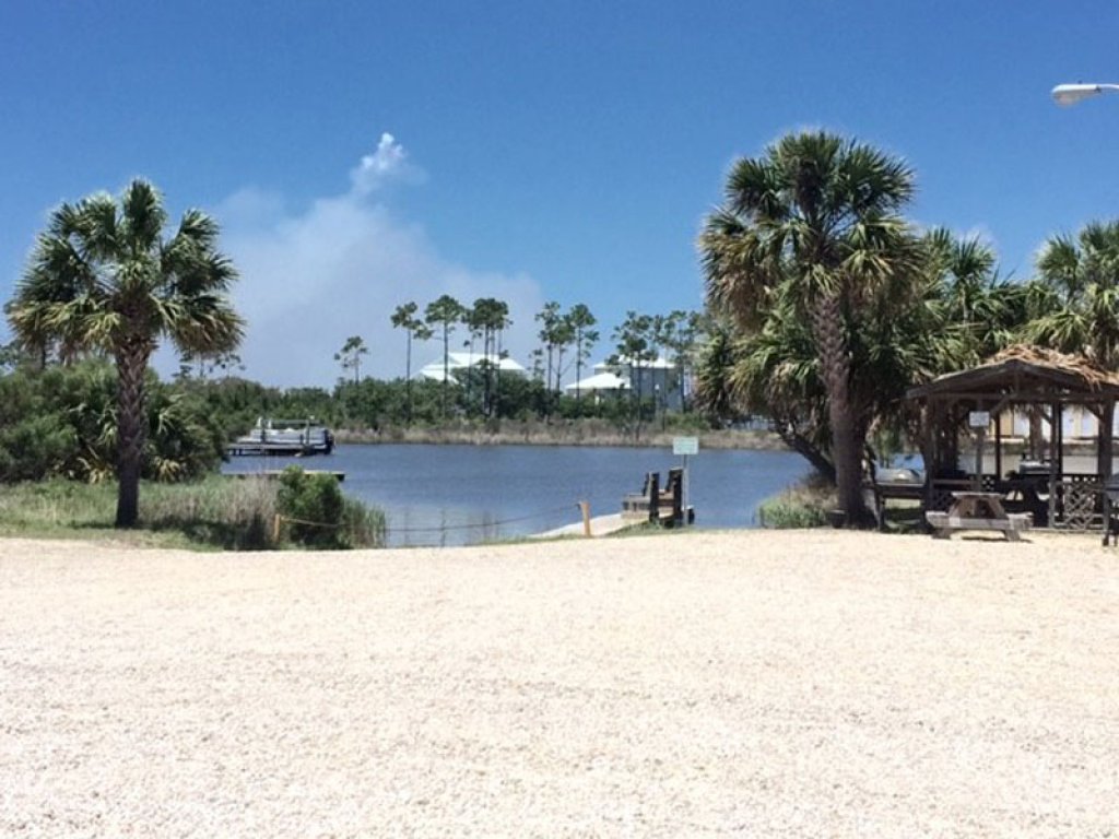 The Cove 217A Vacation Rental in Gulf Shores - RedAwning