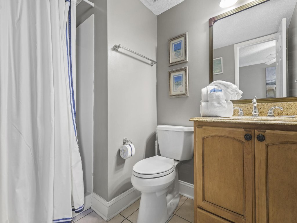 Ocean House 1903 Vacation Rental in Gulf Shores - RedAwning