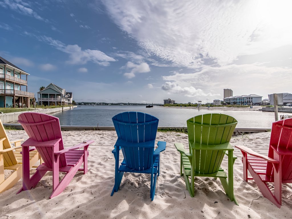 The Pelican Vacation Rental in Gulf Shores - RedAwning